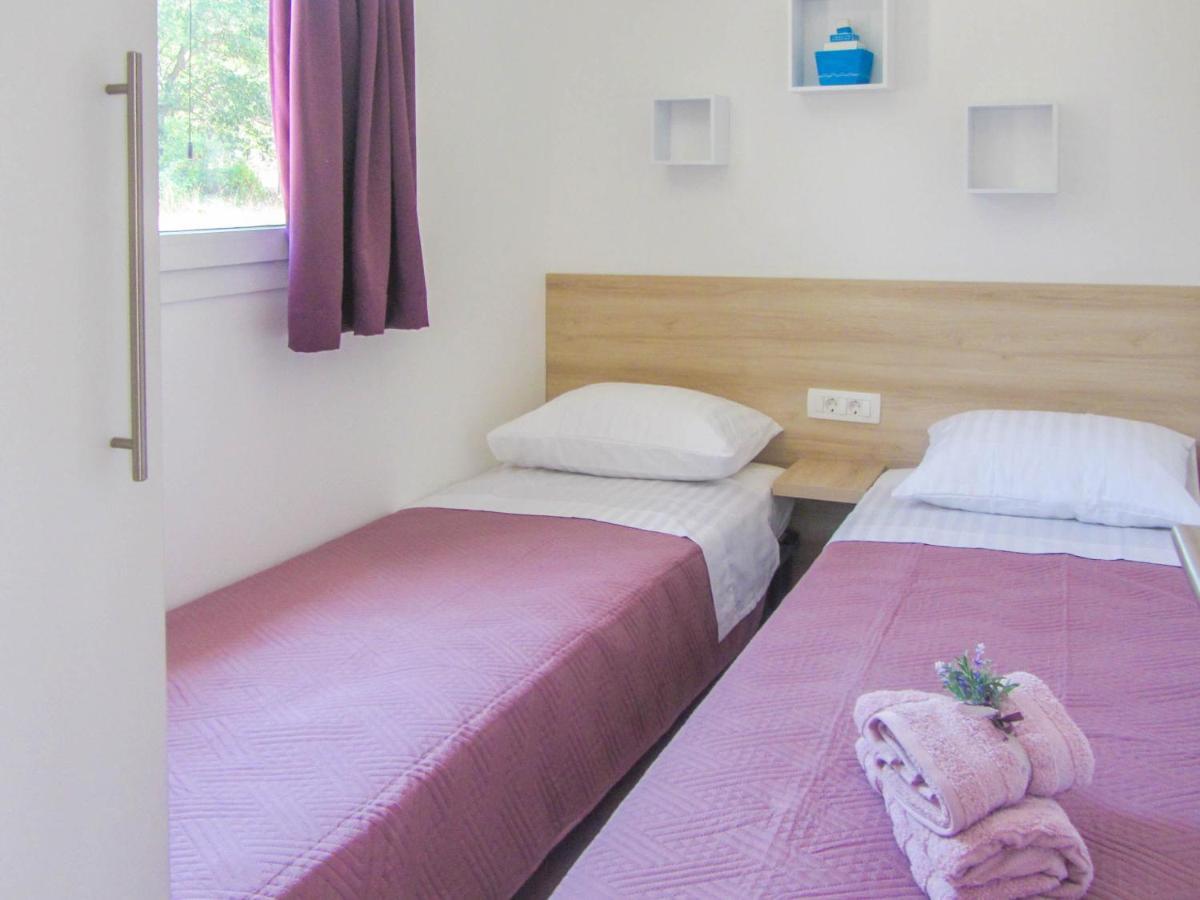Mobile Home Opal 2 Biograd Na Moru Room photo
