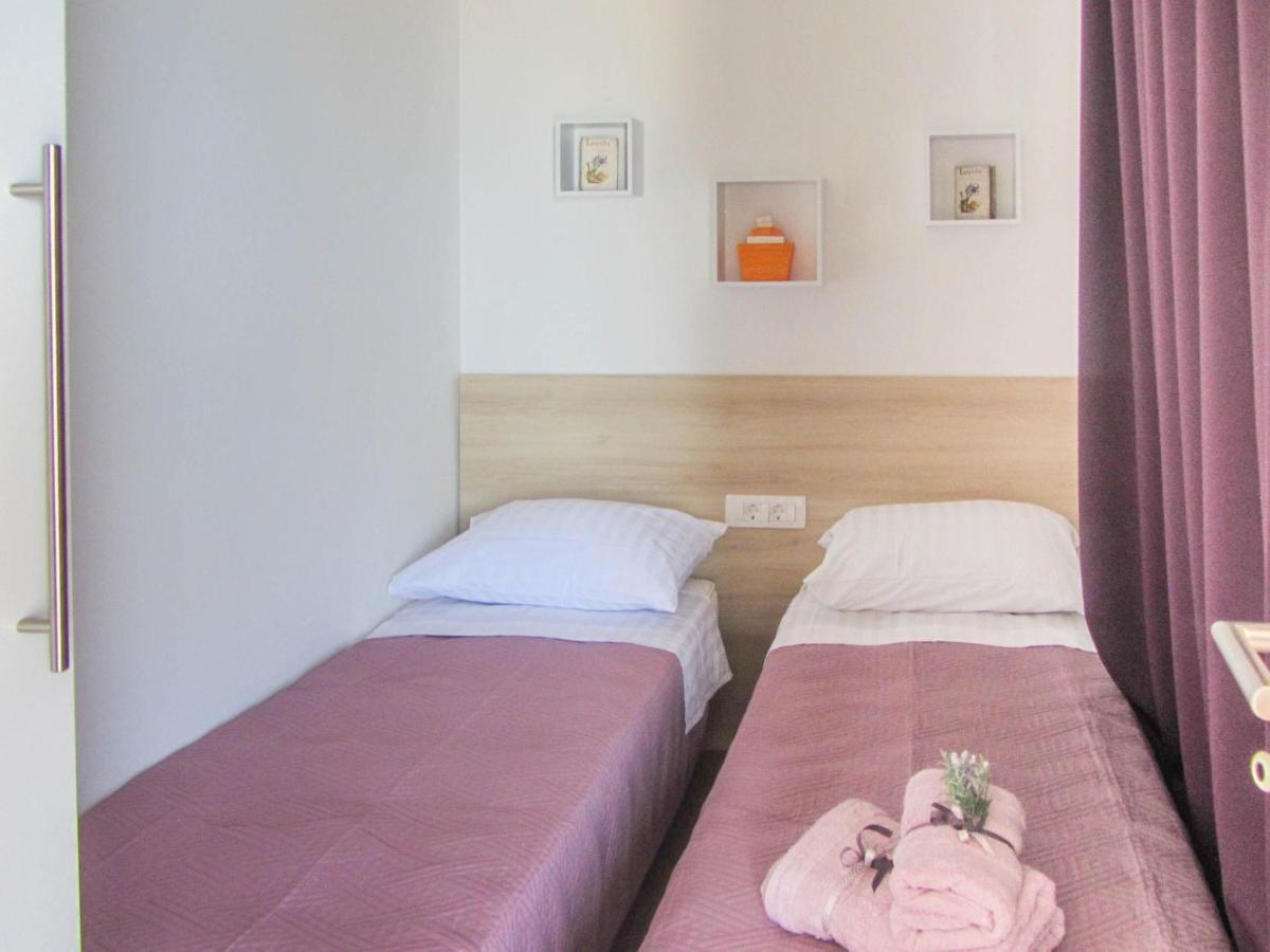 Mobile Home Opal 2 Biograd Na Moru Exterior photo