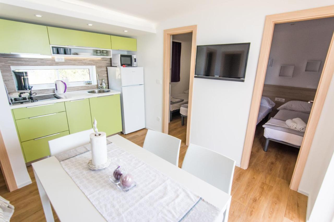 Mobile Home Opal 2 Biograd Na Moru Exterior photo